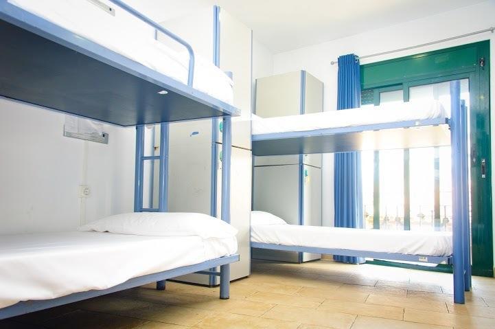 Center-Ramblas Guest House บาร์เซโลนา ภายนอก รูปภาพ