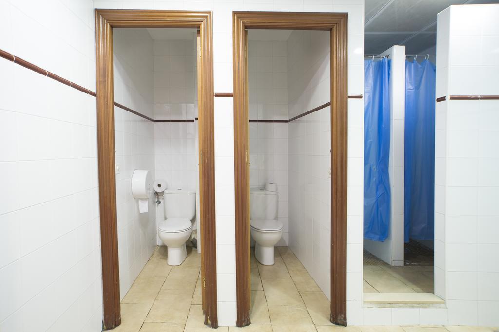 Center-Ramblas Guest House บาร์เซโลนา ภายนอก รูปภาพ