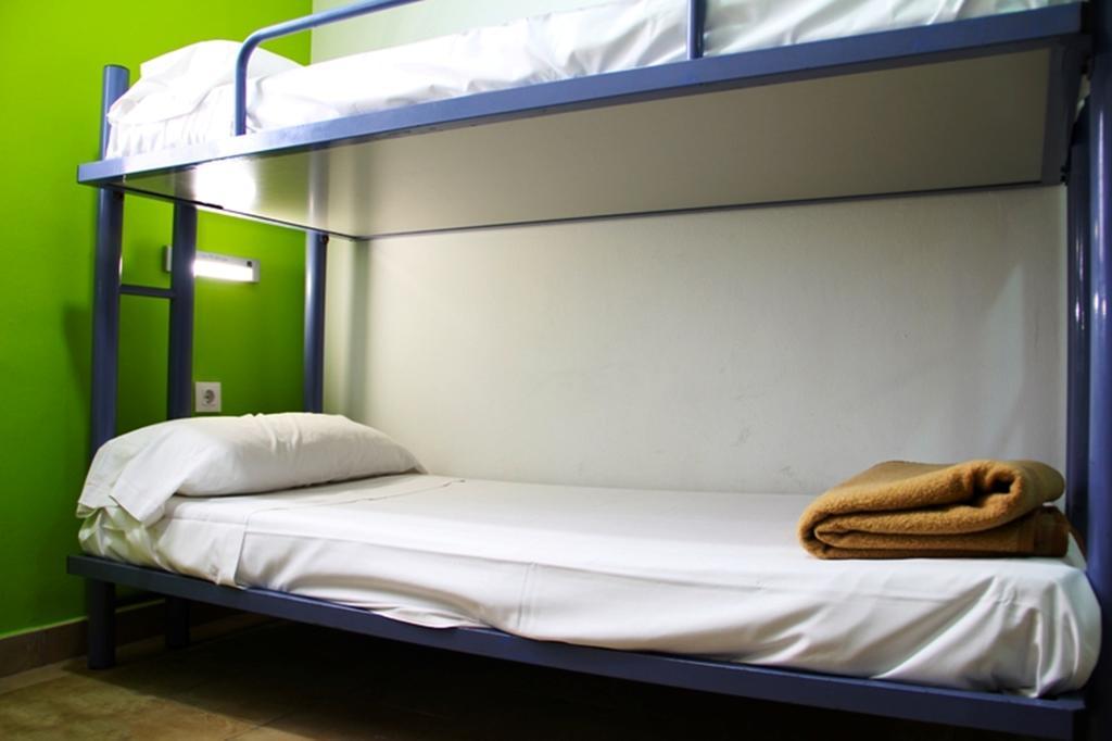 Center-Ramblas Guest House บาร์เซโลนา ห้อง รูปภาพ